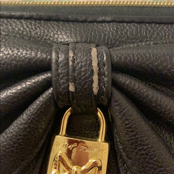 Wallet used - Picture 4 of 5